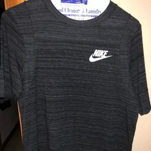 NWT Nike short sleeve, XS